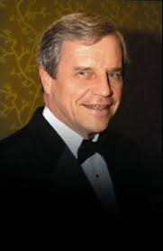 Spycraft: The Secret History of the CIA's Spytechs, from Communism to  Al-Qaeda: Wallace, Robert, Melton, H. Keith, Schlesinger, Henry R., Tenet,  George J.: 9780452295476: Amazon.com: Books