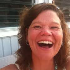 Gretchen Bond's Instagram, Twitter & Facebook