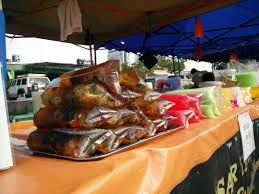 Pada hari pertama, bazar digelar di area luar marketing galery sekar. Bazaar Ramadhan 2016 Bandar Saujana Putra Ramadhan Food Bazaar