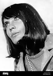 Sandra Shakespeare's Instagram, Twitter & Facebook