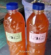 Minuman herbal khas indonesia ini, biasa dikemas dalam bentuk botol beling, menggantikan jamu gendong yang biasa dijajakan para penjual jamu gendong. Cara Membuat Stiker Botol Minuman Jamu Label Kemasan Botol Susu Kurma Bold Text Mediawarna Tenaga Kerja