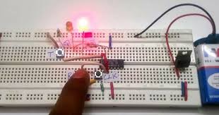 T Flip Flop Circuit Truth Table And Working Electronics Projects Circuit Diagram Circuit