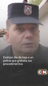 🔴Evalúan dar de baja a un policía que grababa sus procedimientos 📹👮‍♂️  El oficial José Jiménez, conocido por transmitir en redes sociales los  procedimientos que realizaba durante sus patrullajes, podría ser dado