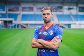 Umowy z klubem z areny podpisało kolejnych trzech podobnie jak i przed rokiem, także i tym razem najlepszą drużyną tego turnieju został piast gliwice. Piast Gliwice Potwierdzil Wypozyczenie Jakuba Swierczoka To Mialo Duze Znaczenie Przy Podjeciu Decyzji