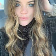 Jenny Tardelli (@jennytardelli)