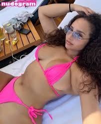 Demetria Obilor  DemetriaObilor Vuotaneet alastonkuvat OnlyFans-kuva 44 -  Nudogram v2.1