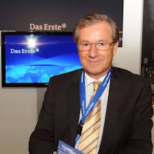 Tagesschausprecher jan hofer war bei uns. Jan Hofer Krank Sprecher Bricht Tagesschau In Der Ard Ab Film Tv Serien