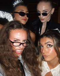 NEW!!: #SophieTurner dressing up as Trinity from The Matrix alongside her  boyfriend Perry Pearson and girlfriends 🖤