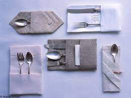 See more ideas about table decorations, paper napkin folding and bows. 9 Pliages De Serviettes Faciles Elle Decoration