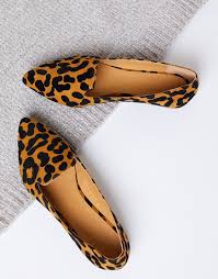 Black And White Animal Print Shoes Womens Leopard Pointed Toe Loafers In 2020 Pointed Toe Loafers Trendy Womens Shoes Flat Shoes Women Fashion