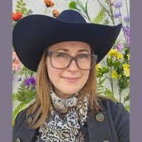 500+ "Juniel" profiles