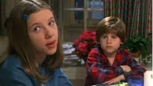 20 Stars You Didn T Realize Were In These Movies Scarlett Johansson Home Alone Home Alone 3 Scarlett