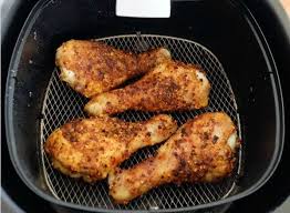 Campurkan susu, telur, gula dan esen vanilla. Nak Guna Air Fryer Pun Ada Pantang Larang Tau Ikut Tip Ni Kalau Nak Elak Rosak Keluarga