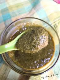 Pesto De Basilic Facile La Sauce Parfaite Pour Vos Plats My Yummy Kitchen