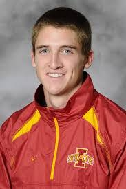 Deedee Tapia's Instagram, Twitter & Facebook