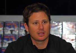File:Angels&Airwaves Hansaring 06 Tom DeLonge.jpg - Wikipedia
