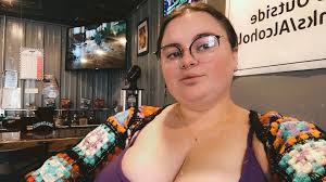 Absolute long shot does anybody have a 1 or 2 bedroom place for rent I work  for instacart I make $1200 a week