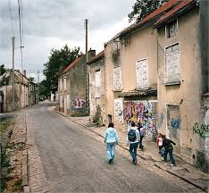Nos Vies Paralleles Le Pieton Du Grand Paris Village Fantome Grand Paris Paris