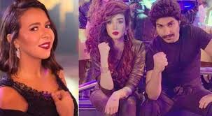و ايمي قلبي معاكم ربنا يصبركم و يقويكم. Ø¥ÙŠÙ…ÙŠ Ø³Ù…ÙŠØ± ØºØ§Ù†Ù… ØªÙ†ÙØµÙ„ Ø¹Ù† Ø²ÙˆØ¬Ù‡Ø§ ÙˆÙ‡Ù†Ø§ Ø§Ù„Ø²Ø§Ù‡Ø¯ ØªØ±Ø§Ù‡Ù† Ø¹Ù„Ù‰ Ø§Ù„Ø¨Ø·ÙˆÙ„Ø© Ù…Ø¹ Ø£Ø­Ù…Ø¯ ÙÙ‡Ù…ÙŠ