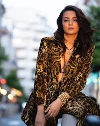 Surveen Chawla unleashes her A-game at ...
