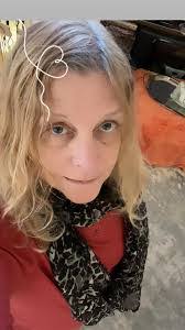 Libby Stout's Instagram, Twitter & Facebook