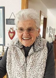 Obituary: Betty Lou Larlee Hill Bearce