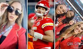 Sportscenter posted a picture of mahomes looking forlorn, to which brittany matthews replied with several trash can emojis. Patrick Mahomes Girlfriend Shows Support During Super Bowl With Cheeky Instagram Snap Nfl Sport Express Co Uk