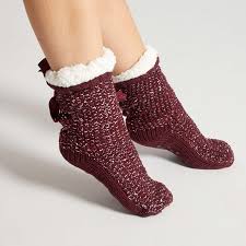 Ils peuvent tous être rattachés au « hygge », cet art de vivre a l'image du « hygge », ces chaussettes d'intérieur sauront vous réconforter quand vous les enfilerez pour vous protéger du froid. ÙØ³Ø¹Øª ØªØ´Ø§Ø¨Ù Ø§ÙØ¢ÙØ§Ù Chaussette Chausson Femme Autofficinall It