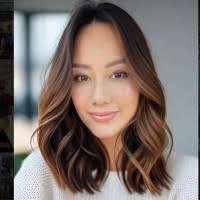 Linda Siemer's Instagram, Twitter & Facebook