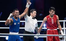 Marcial has inevitably drawn comparisons with his country's greatest boxer, manny pacquiao, and has been preparing under the tutelage of the multiple world champion's trainer. At8eoonu6tutm