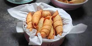 Cara membuat monlen aneka rasa. 10 Cara Membuat Molen Pisang Mini Aneka Rasa Coklat Dan Ubi Yang Renyah Dan Crispy Khas Bandung Diadona Id