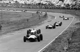 F1 - Starting from 4th position, Pedro Rodriguez (Cooper T81 Maserati) jumps for lead in first corners but lost the position for Jack Brabham and Denny Hulme's Brabham BT20 Repco before the