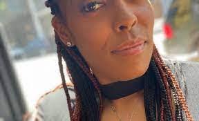 Anissa Elswick's Instagram, Twitter & Facebook