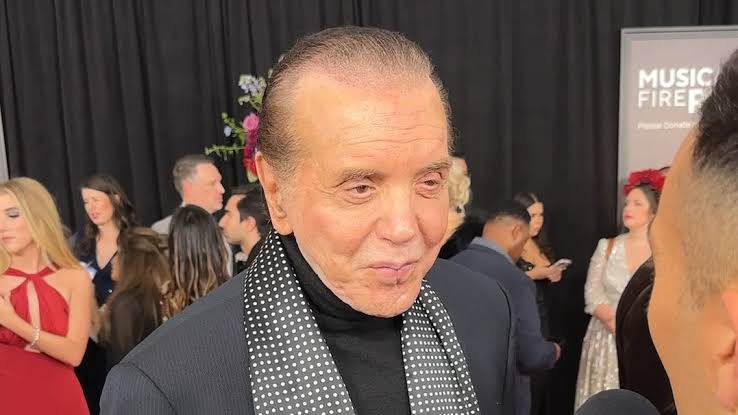 Actor Chazz Palminteri shows up at the 2025 Grammys to support LA first  responders