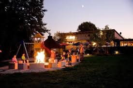 Mohrenhof Franken Tolles Bauernhofcamping Am See Camping Auf Dem Bauernhof Bauernhof Camping