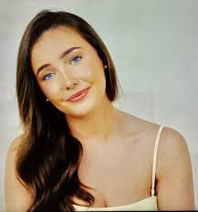 lucy's unique aura and vocal excellence