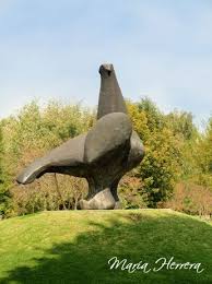 Xochitla Replica De Escultura La Paloma De Juan Soriano Juan Soriano Arte Arte Mexicano