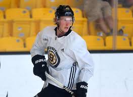 Brad marchand feeds patrice bergeron for shorthanded goal after blue jackets botch pass. Danton Heinen Prepping For Shot On Bruins Top Line With Brad Marchand And Patrice Bergeron The Athletic