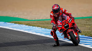 À domicile et malgré une opération il y a quelques jours, fabio quartararo signe une nouvelle position, la deuxième consécutive au mans. Motogp El2 Espagne Bagnaia En Haut Du Classement Sport Business Mag