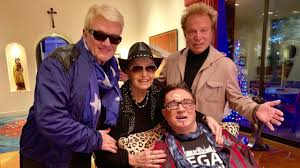 Tauben raus ich warte auf ne schicke frau mit schnellem wagen. Siegfried Fischbacher Ist Todkrank Heino Hannelore Beten Fur Seine Seele Leute Bild De