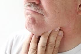 Halsschmerzen Ohne Mandeln Ursachen Behandlung