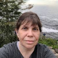 Karen Windhausen's Instagram, Twitter & Facebook