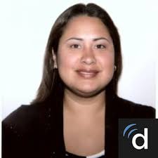 Karla Gil's Instagram, Twitter & Facebook