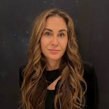 Larissa Coates Email & Phone Number