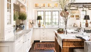 Ever since i found my hutch and painted it pink, i've been slightly obsessing over all these rustic cabinet type a deals. 30 Inspiring Bohemian Kitchens