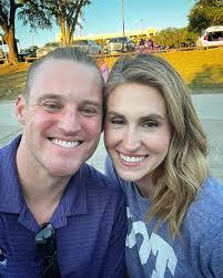 Dawn Griep's Instagram, Twitter & Facebook