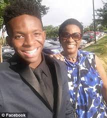 Heartwarming photo of Texas dad taking his son school