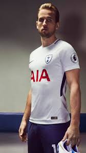 Only the best hd background pictures. Footballer Harry Kane Earns Golden Boot As Highest Scorer Of 2018 World Cup 720x1280 Wallpaper Harry Kane Tottenham Hotspur Football Tight Jeans Men