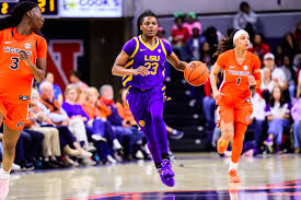 No. 6 LSU Welcomes South Carolina For Prime Time Showdown On Saturday