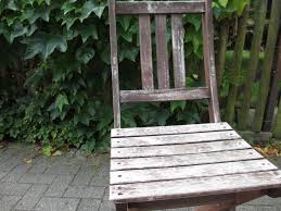 Wir haben verschiedene schleifmaschinen angebote angesehen und miteinander verglichen. Anleitung Zum Upcycling Eines Alten Stuhls Mit Kreidefarbe